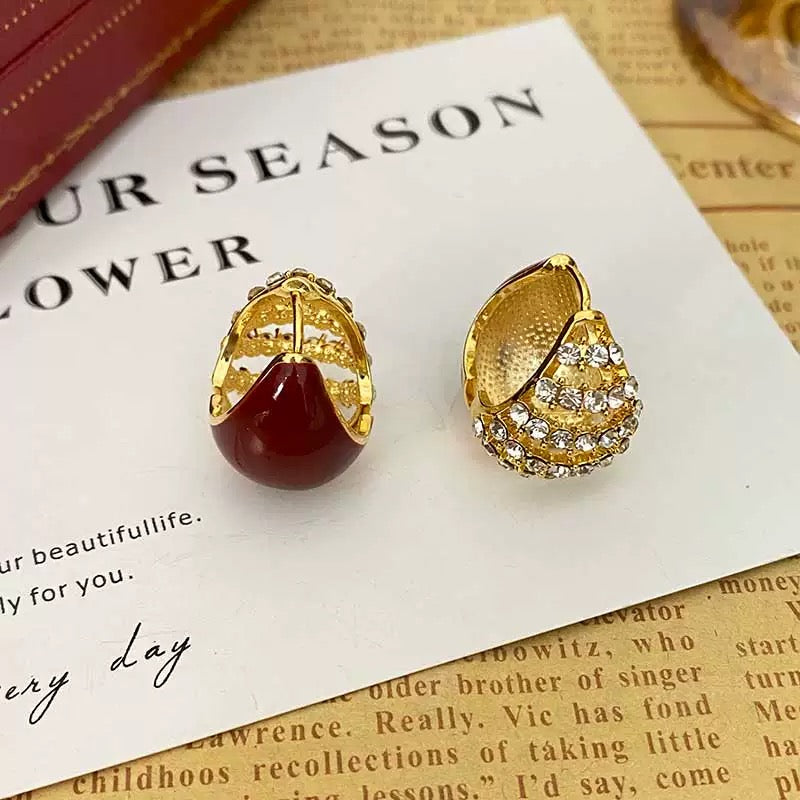 Della Earrings