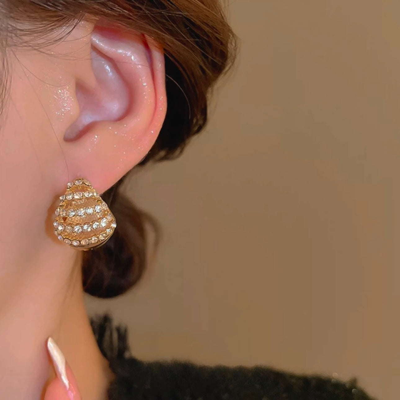 Della Earrings