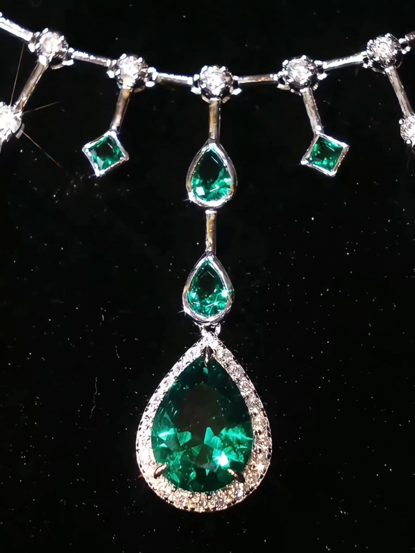 Melisande Necklace Set