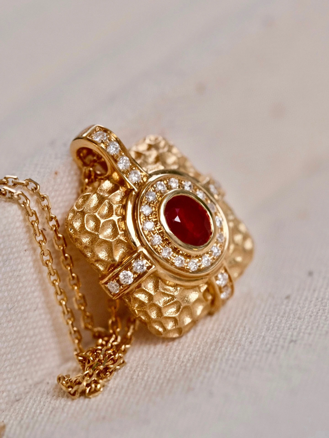 Kallisto Necklace | 24k Gold Plated