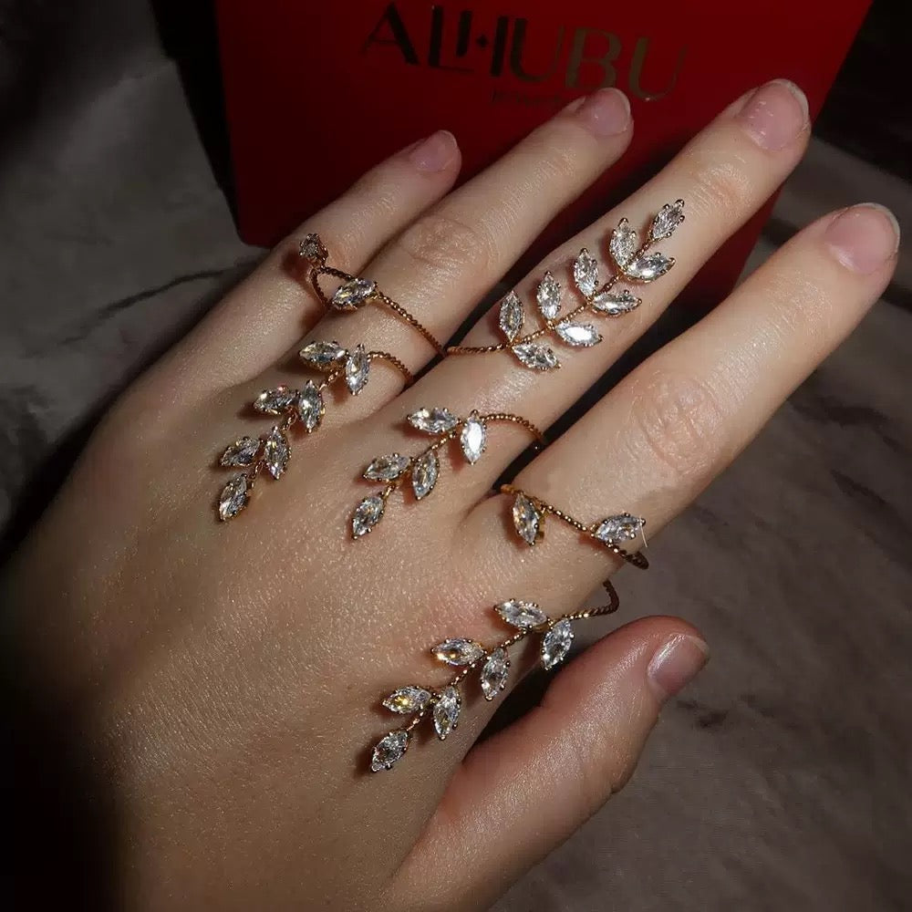 Aurora Finger Ring