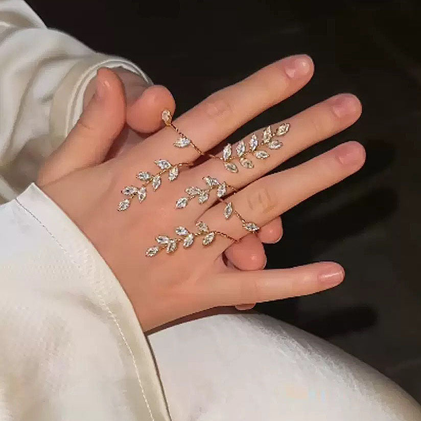 Aurora Finger Ring