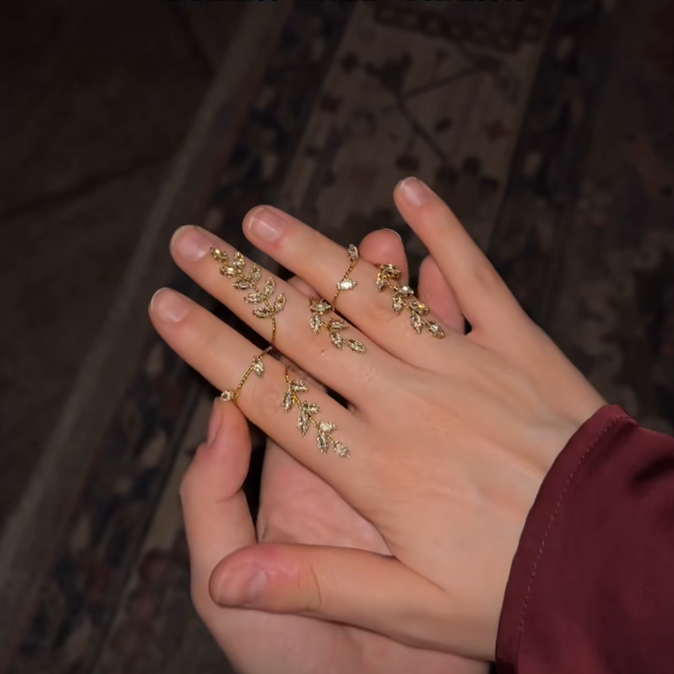 Aurora Finger Ring