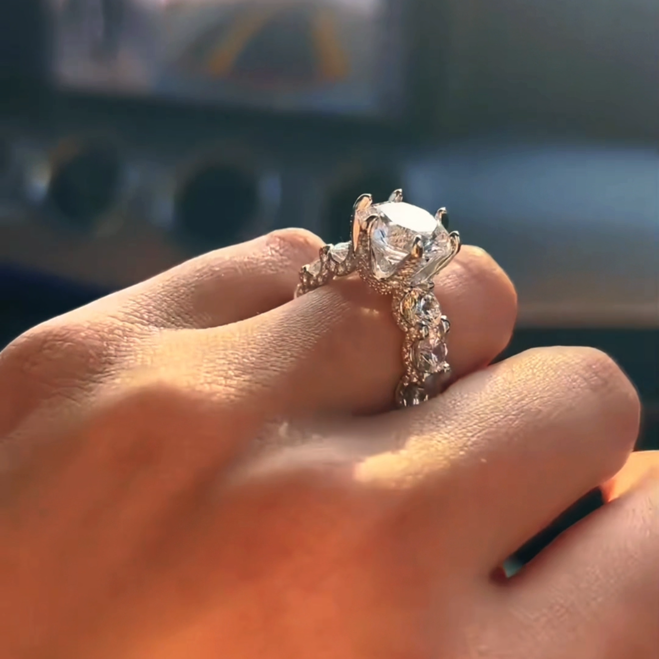 Damaris Ring