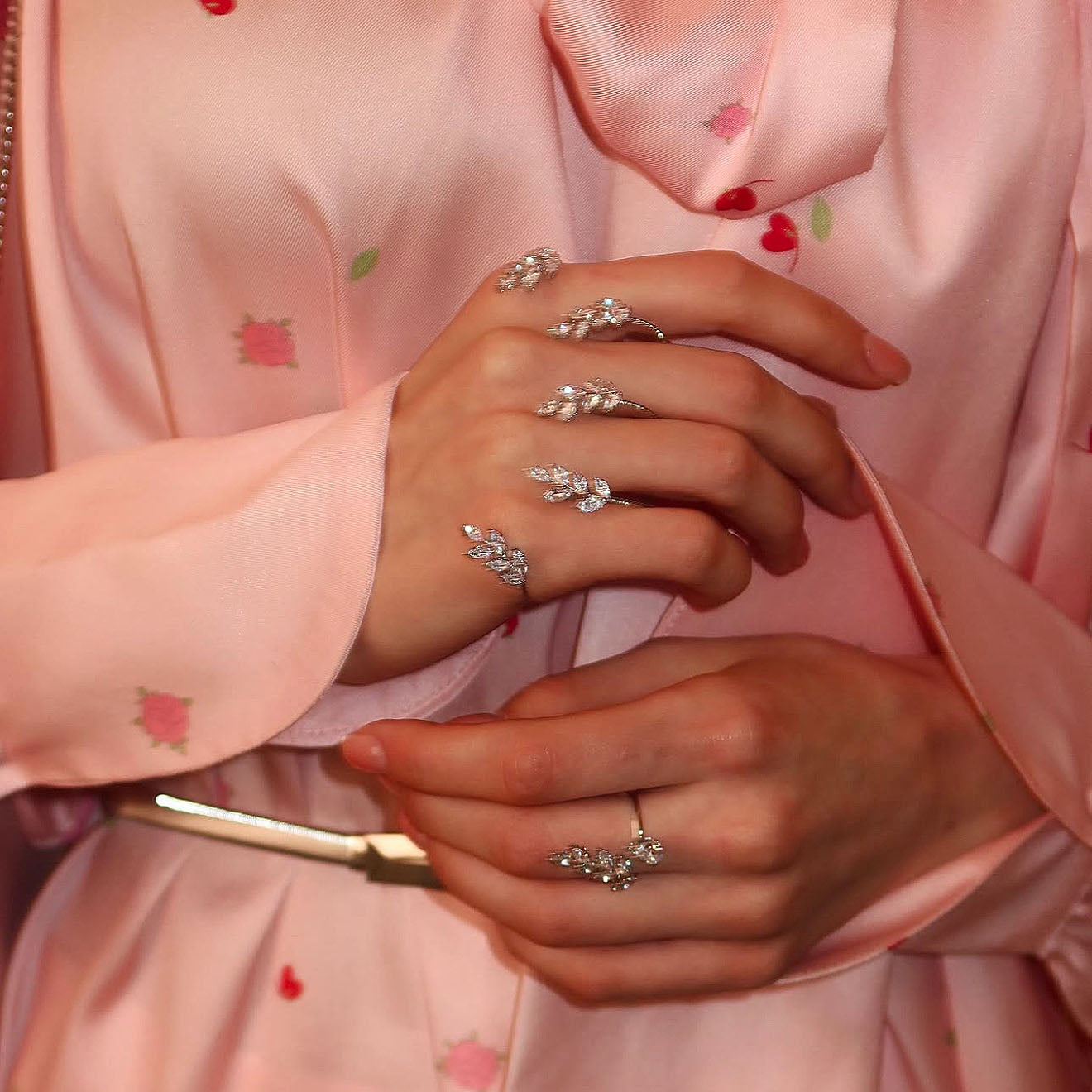 Runice Finger Ring