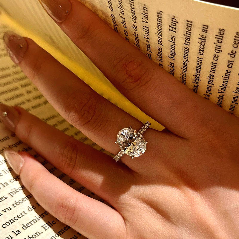 Lilianna Ring