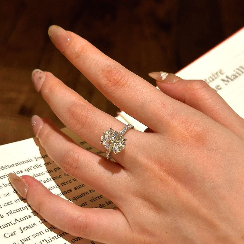 Lilianna Ring
