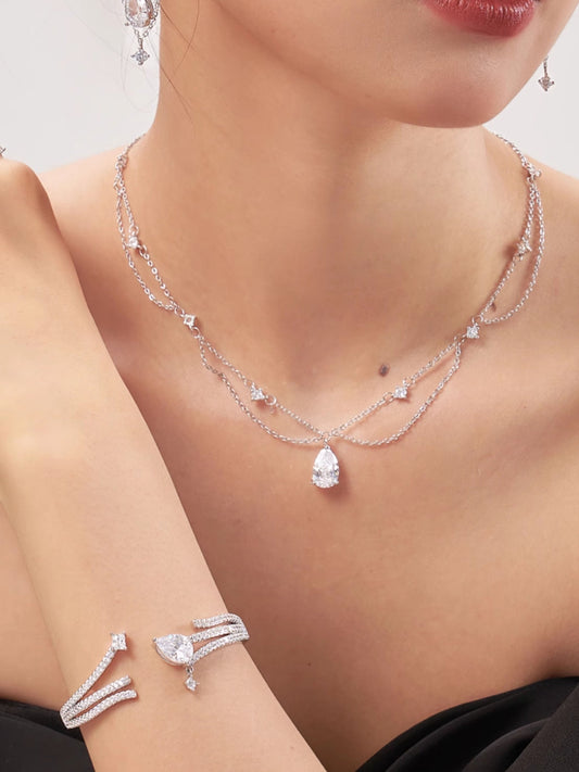Nellie Necklace